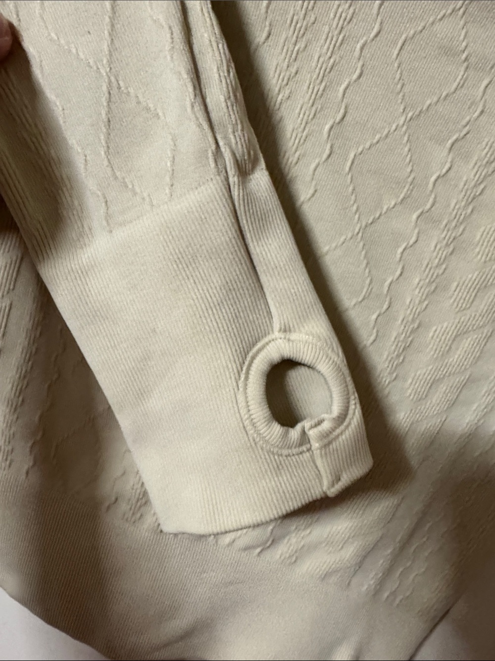 JoyLab Cream Cropped Cable-Textured Crew Fitted Top - Picture 4 of 11